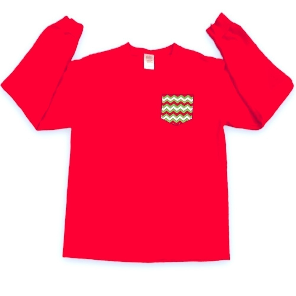 Couture Tee Company Size M Red “May Your Days Be Merry & Bright” Christmas Tee